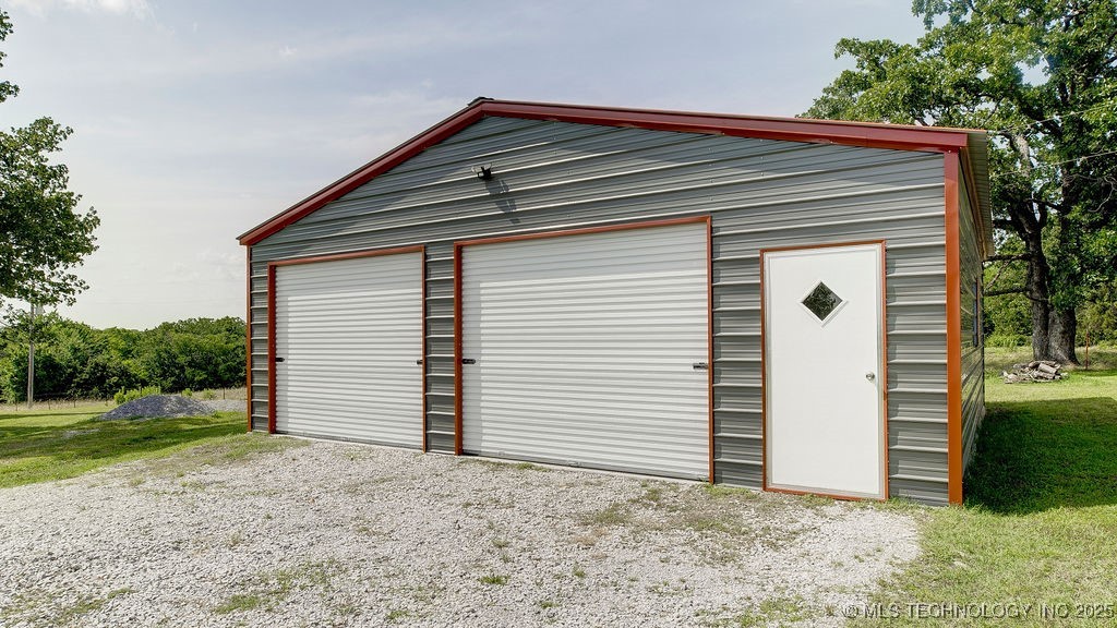 20700 E 420 Road Property Photo 25