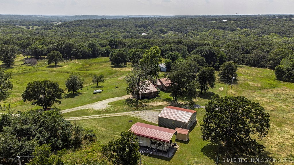 20700 E 420 Road Property Photo 33