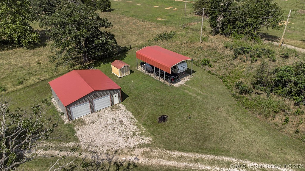 20700 E 420 Road Property Photo 36