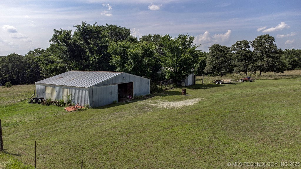 20700 E 420 Road Property Photo 37