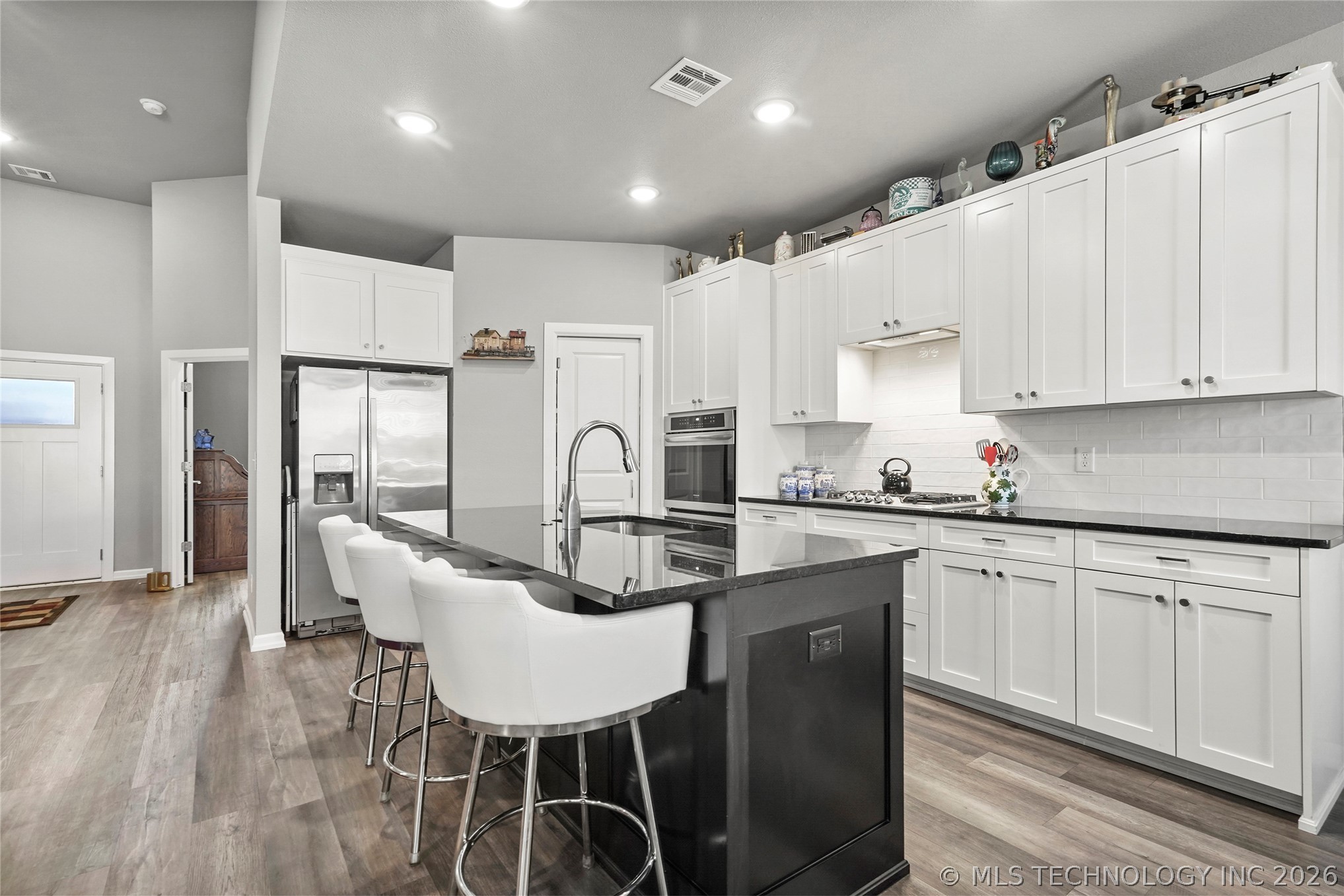 11353 S 281st East Place Property Photo 7