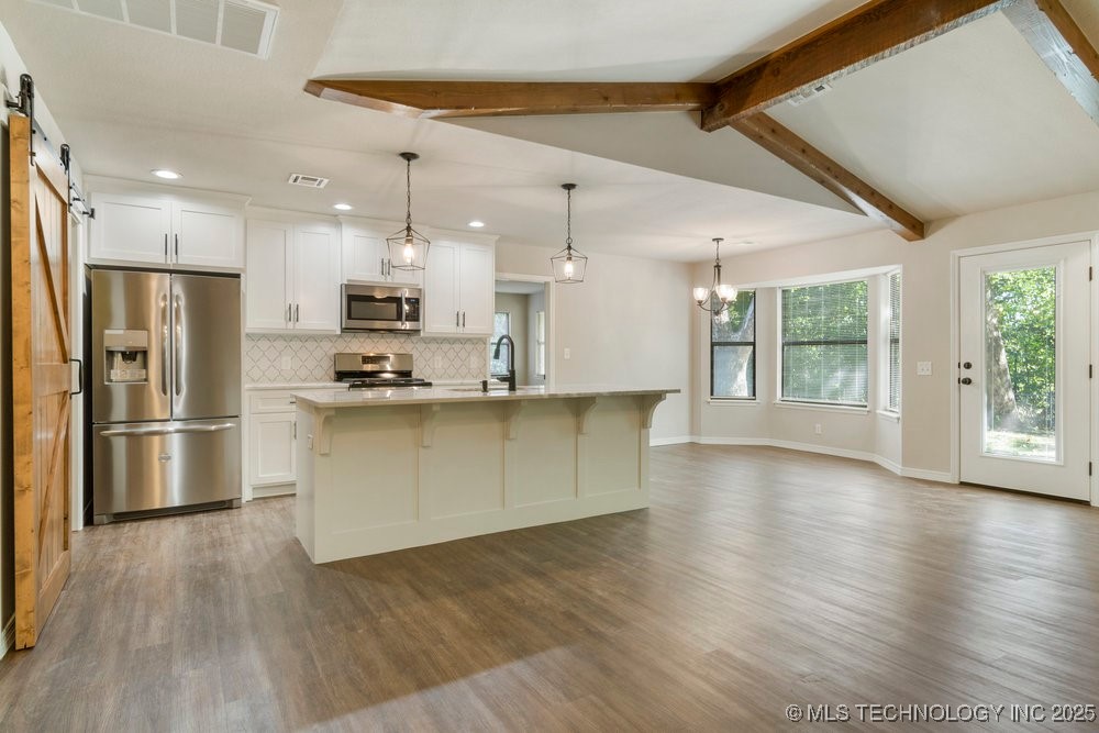 1908 N Chambers Terrace Property Photo 10