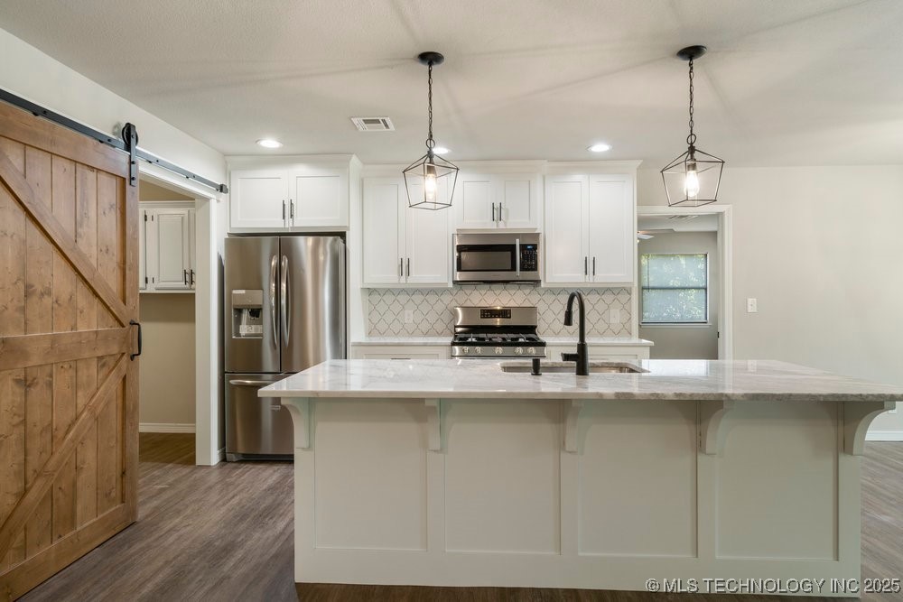 1908 N Chambers Terrace Property Photo 17