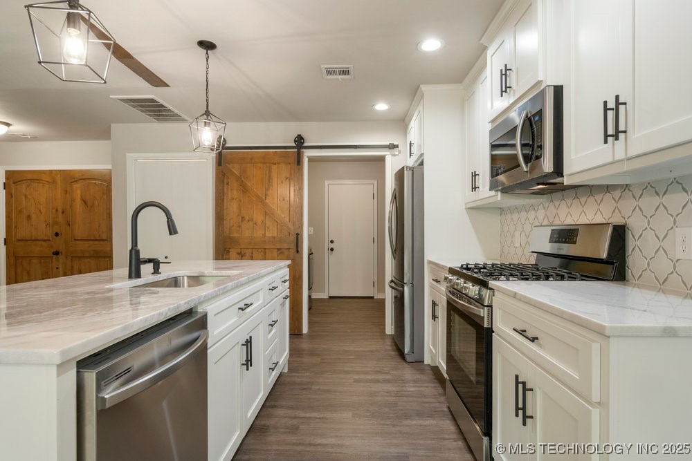 1908 N Chambers Terrace Property Photo 23