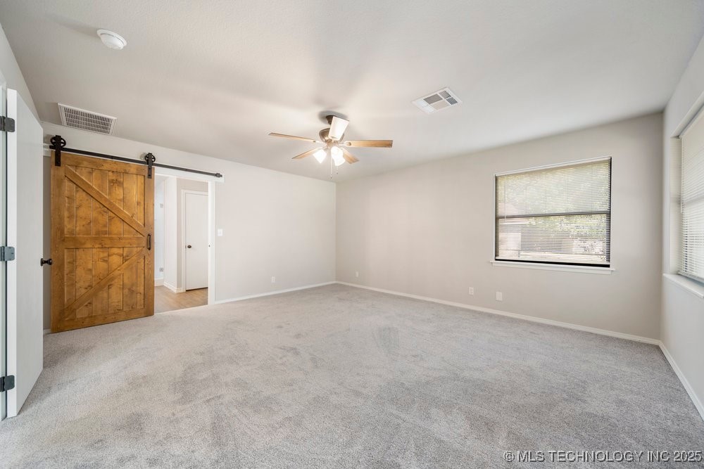 1908 N Chambers Terrace Property Photo 24