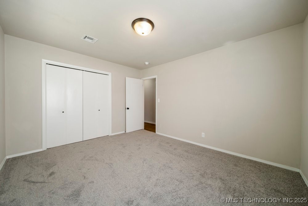 1908 N Chambers Terrace Property Photo 27