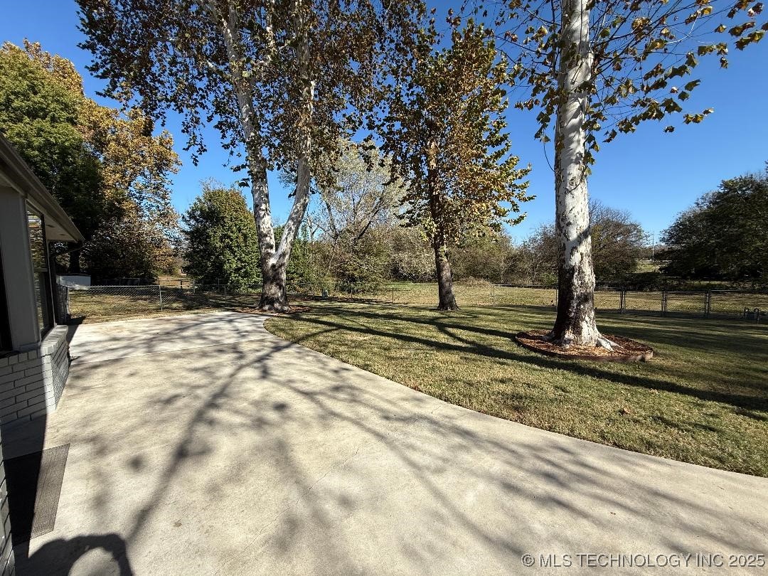 1908 N Chambers Terrace Property Photo 45