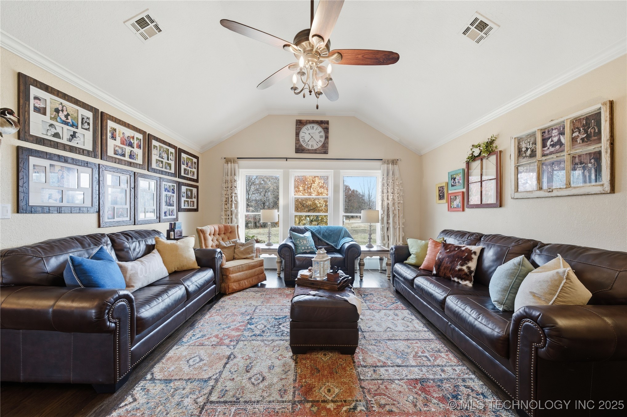 22358 N Javine Hill Road Property Photo 7