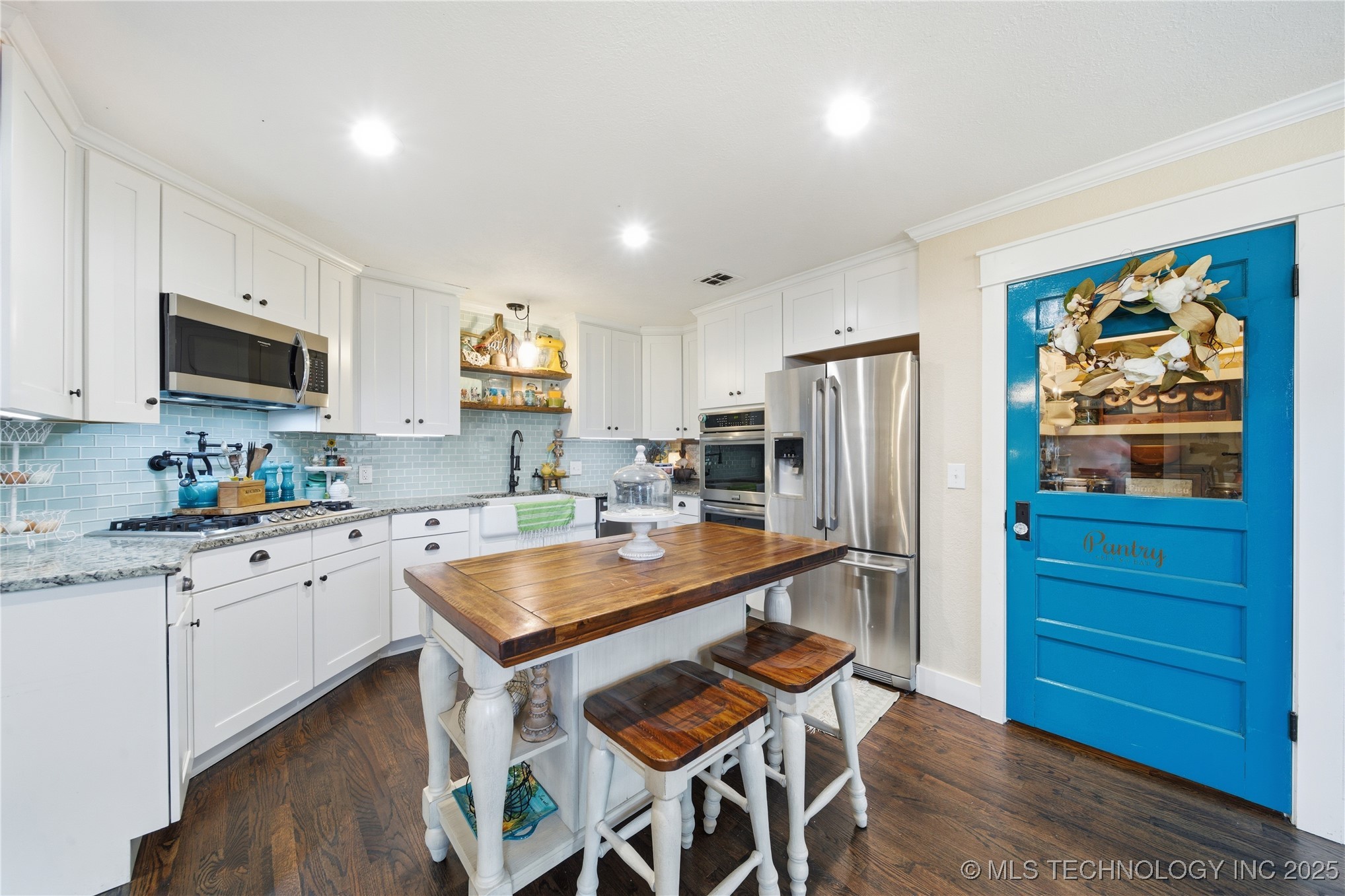 22358 N Javine Hill Road Property Photo 14