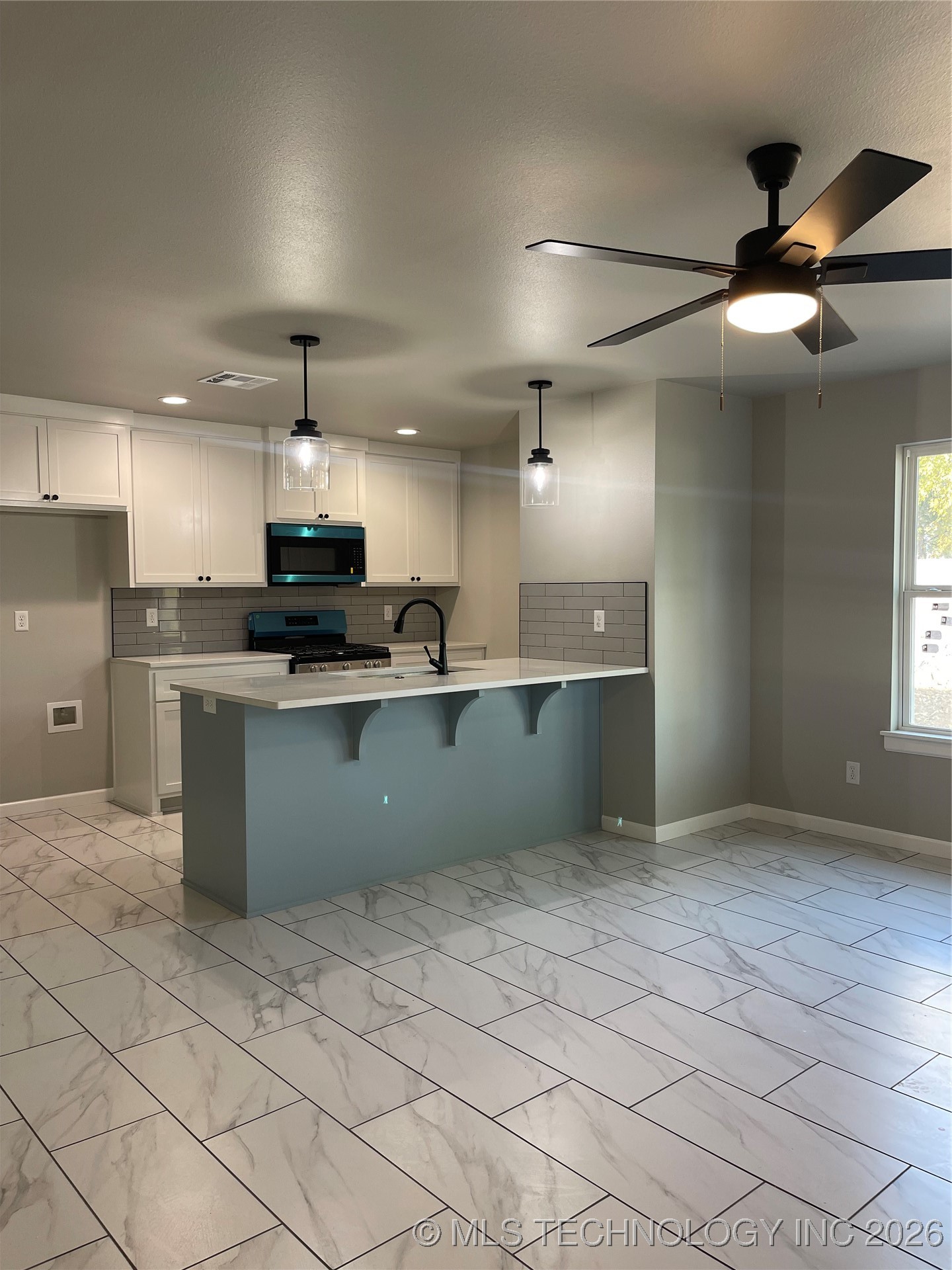 5305 E Admiral Boulevard A-b Property Photo 5