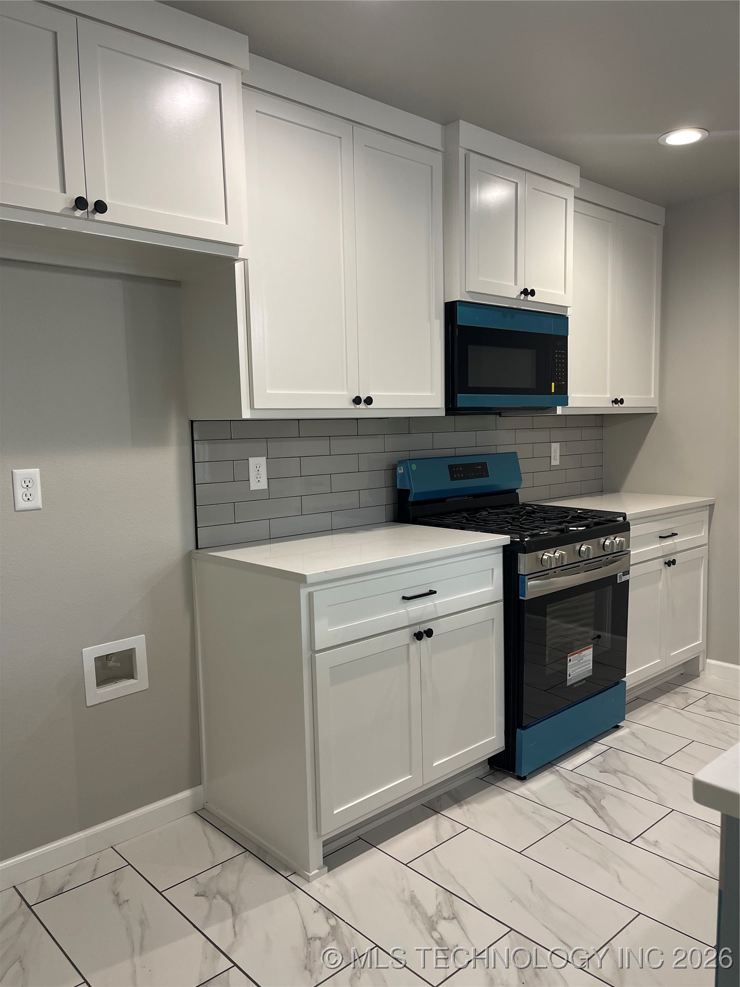 5305 E Admiral Boulevard A-b Property Photo 6