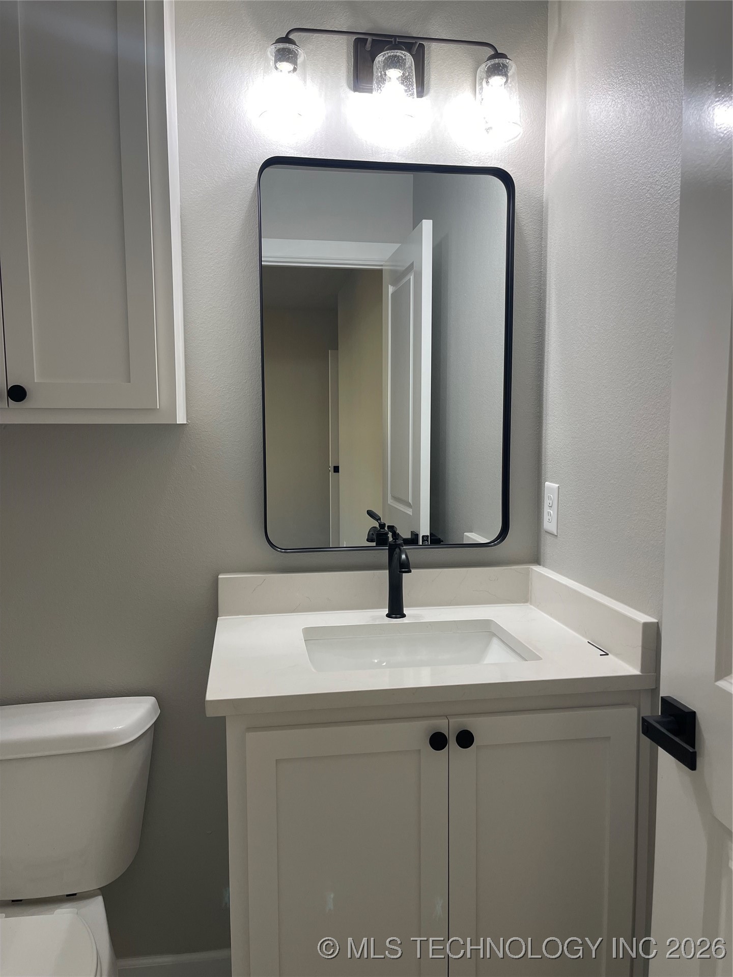 5305 E Admiral Boulevard A-b Property Photo 15