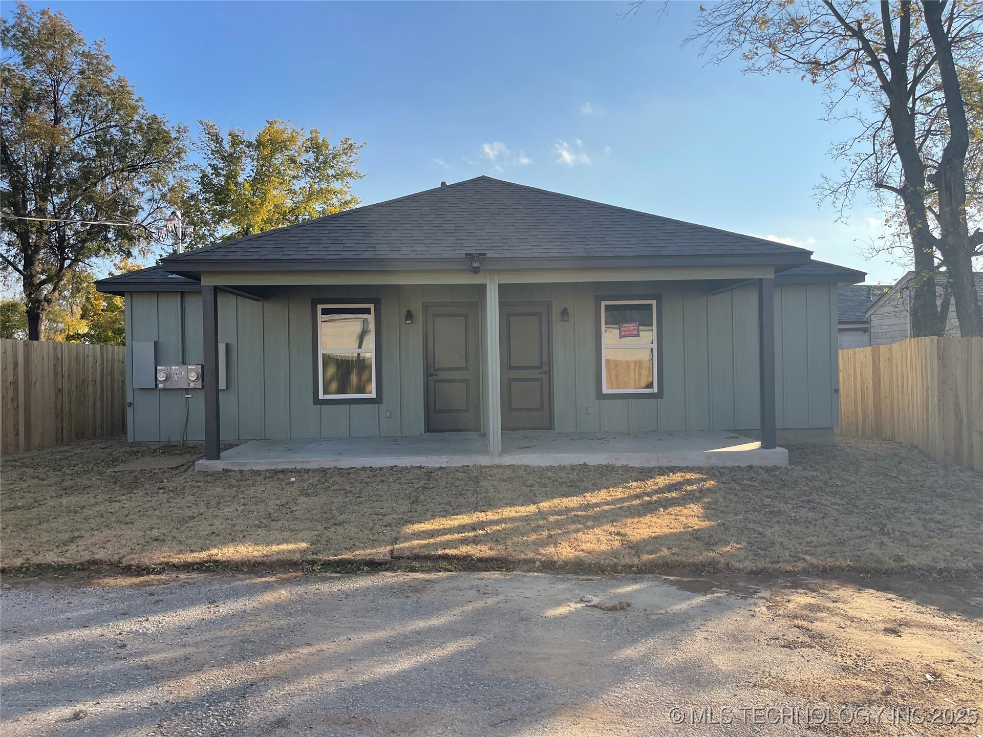 5305 E Admiral Boulevard A-b Property Photo 18