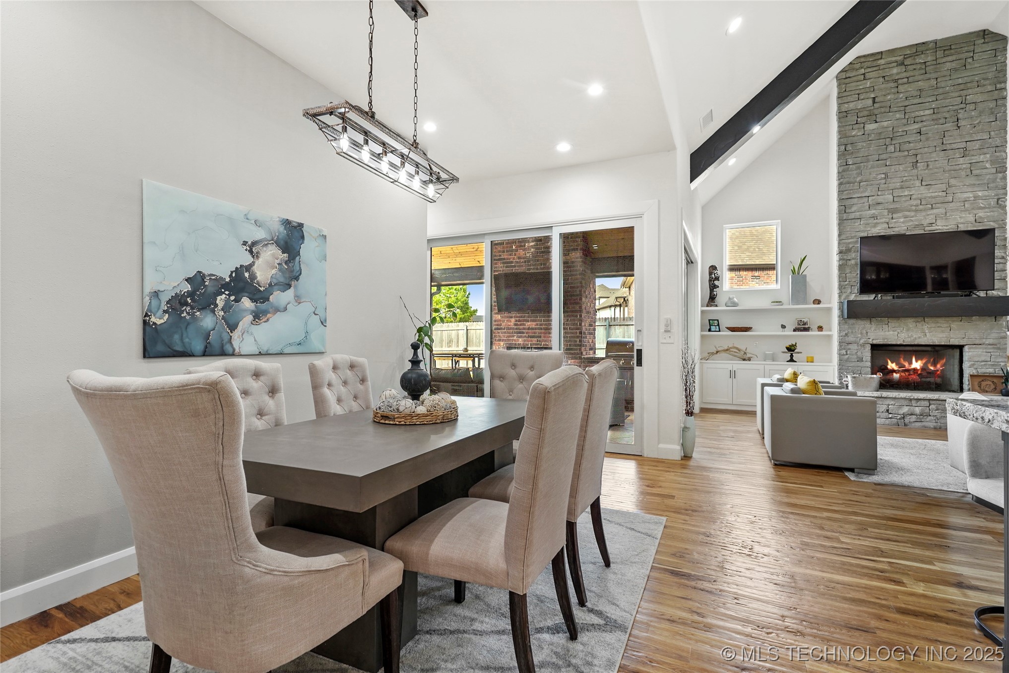 406 N 84th Place Property Photo 10