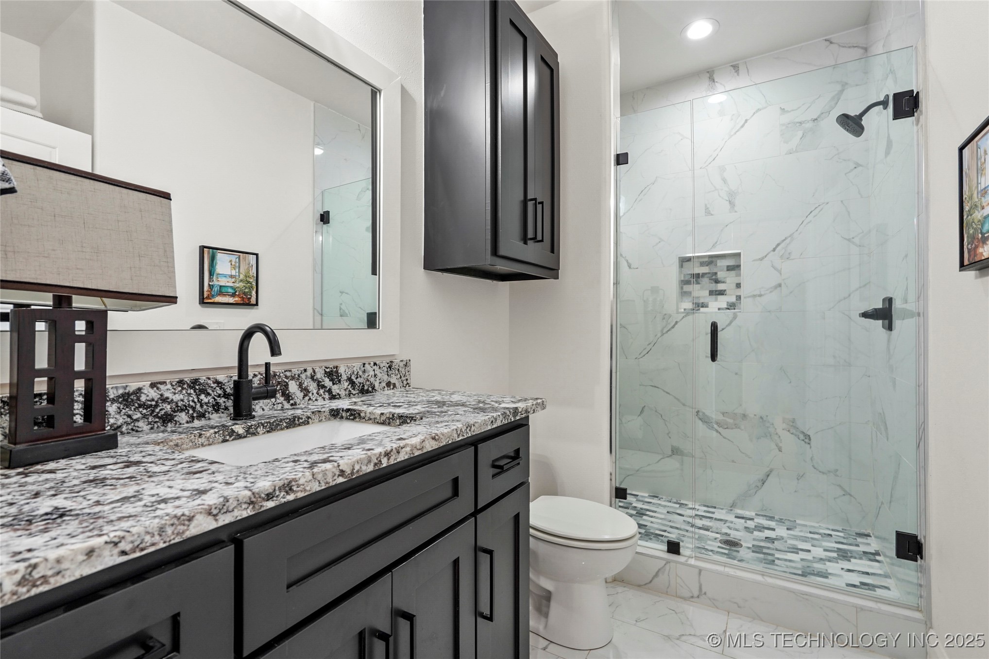 406 N 84th Place Property Photo 15