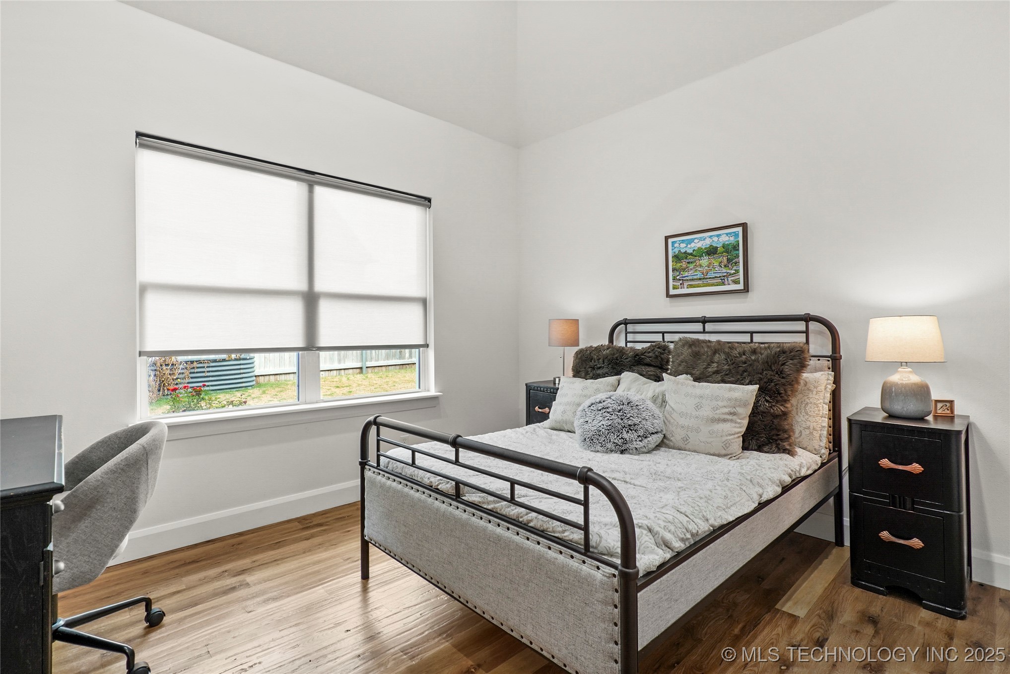 406 N 84th Place Property Photo 16