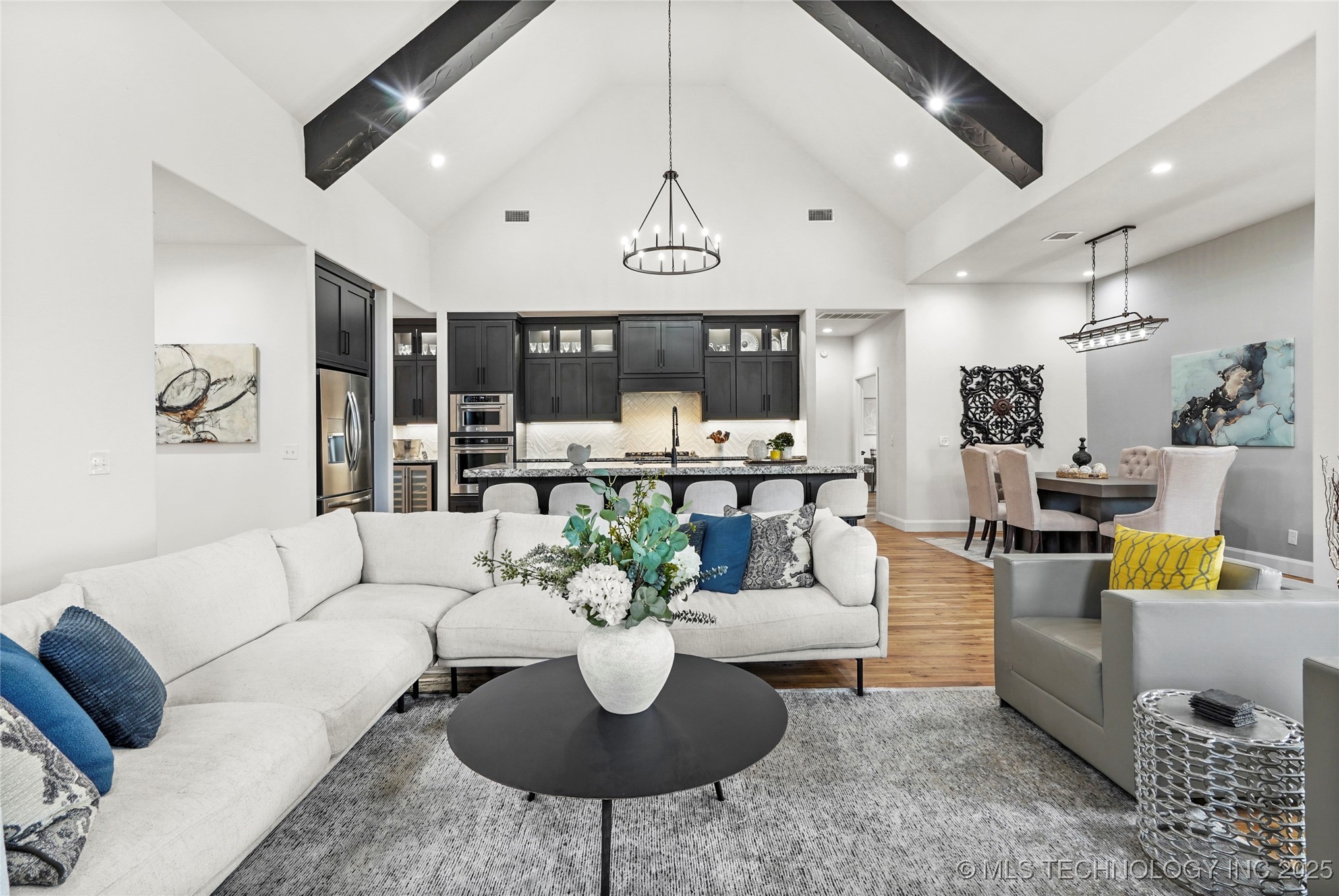 406 N 84th Place Property Photo 24