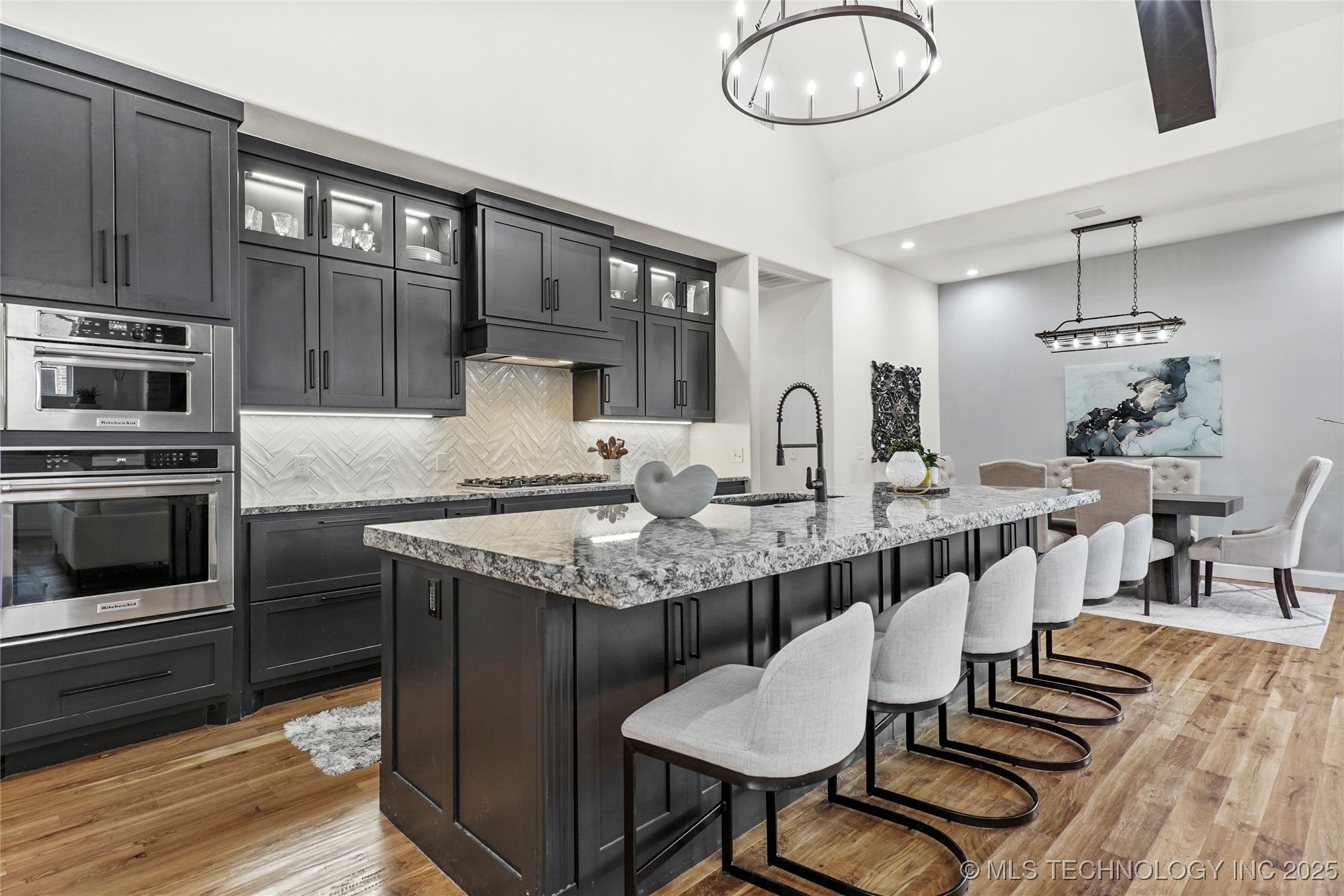 406 N 84th Place Property Photo 26