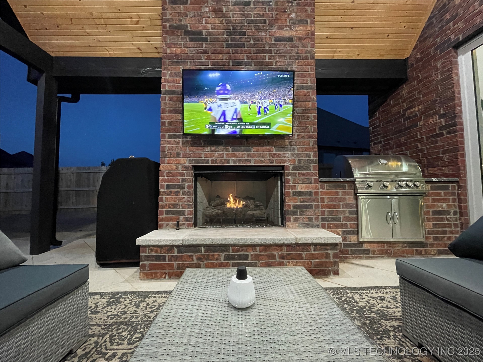 406 N 84th Place Property Photo 38