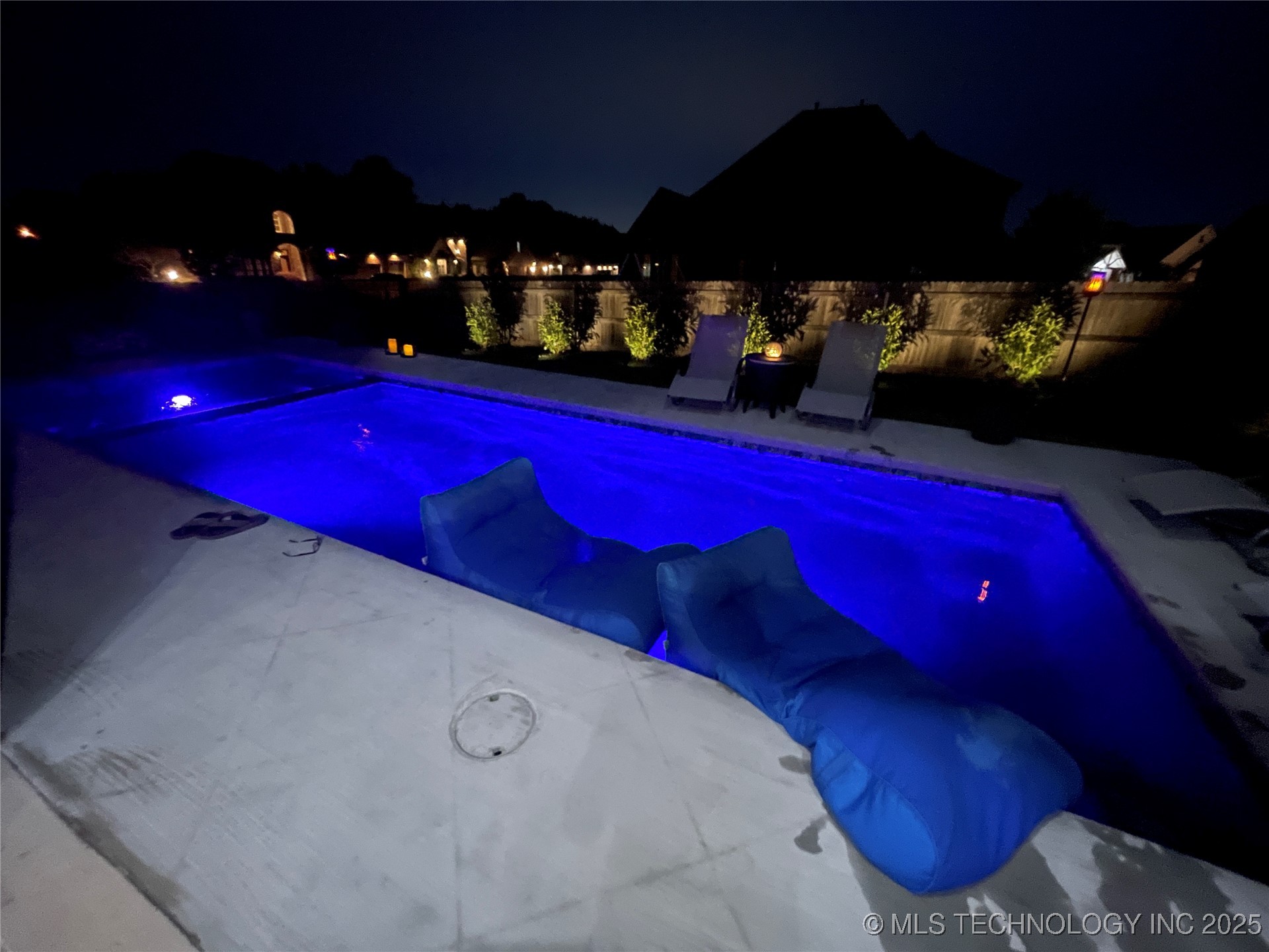 406 N 84th Place Property Photo 42