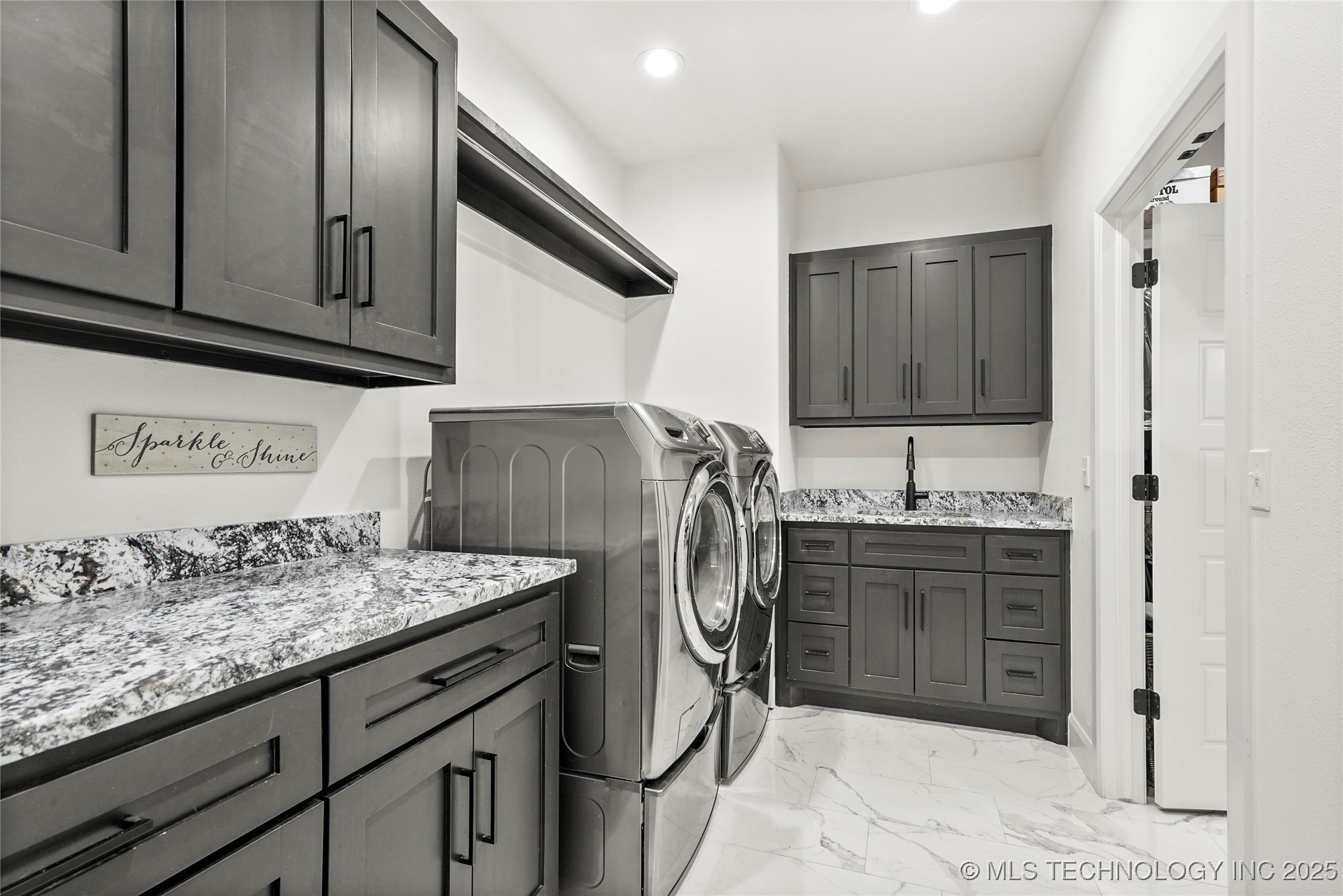 406 N 84th Place Property Photo 48