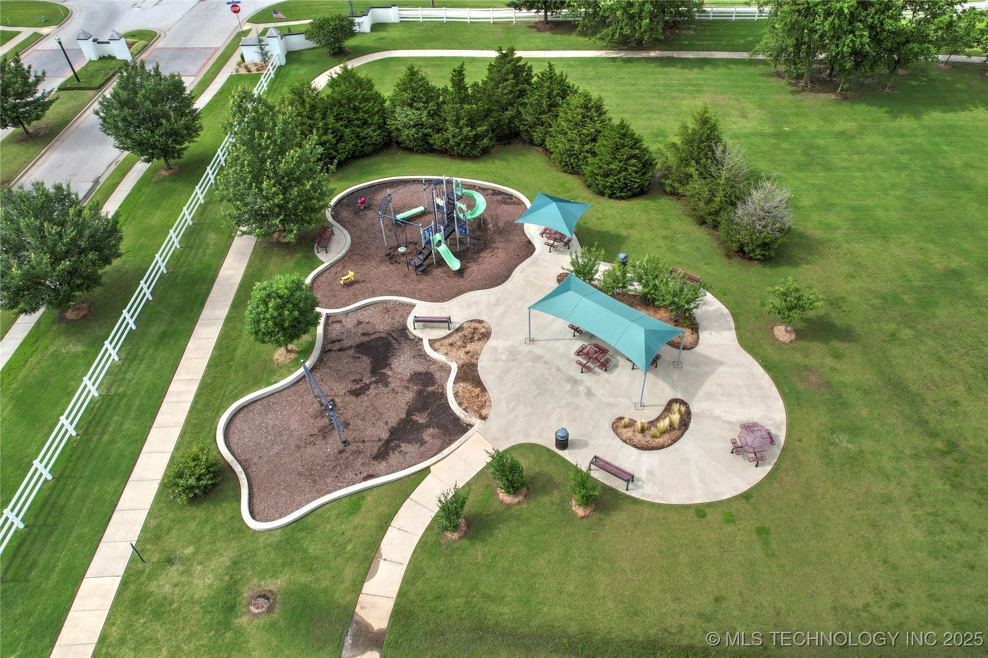 406 N 84th Place Property Photo 58