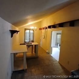 416784 Delaware Drive Property Photo 3