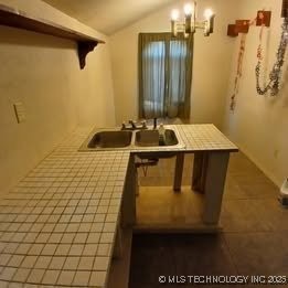 416784 Delaware Drive Property Photo 4