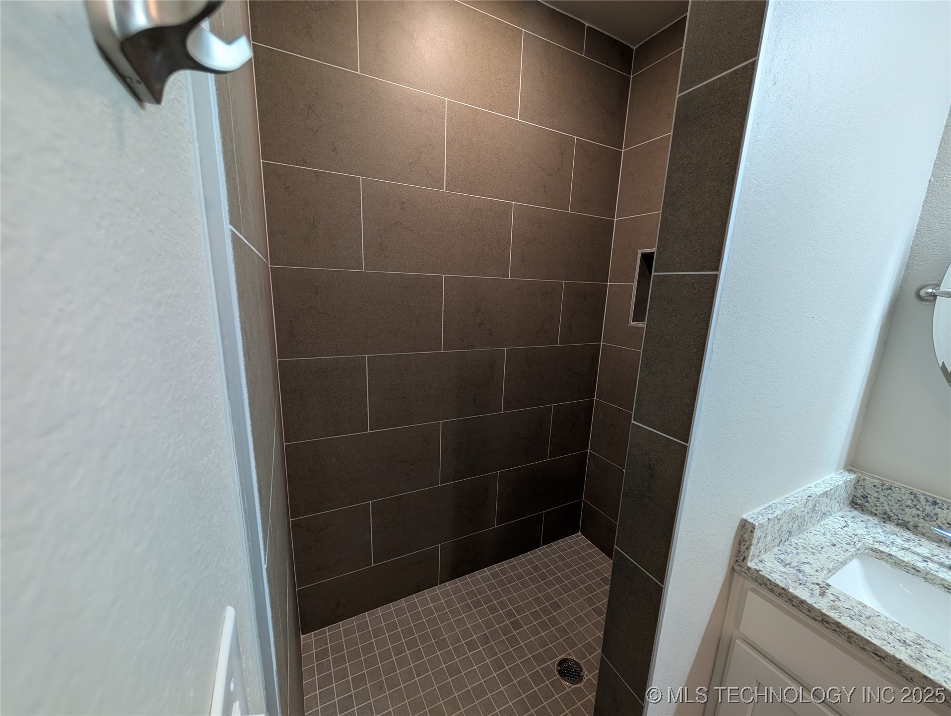 3332 Little John Property Photo 8