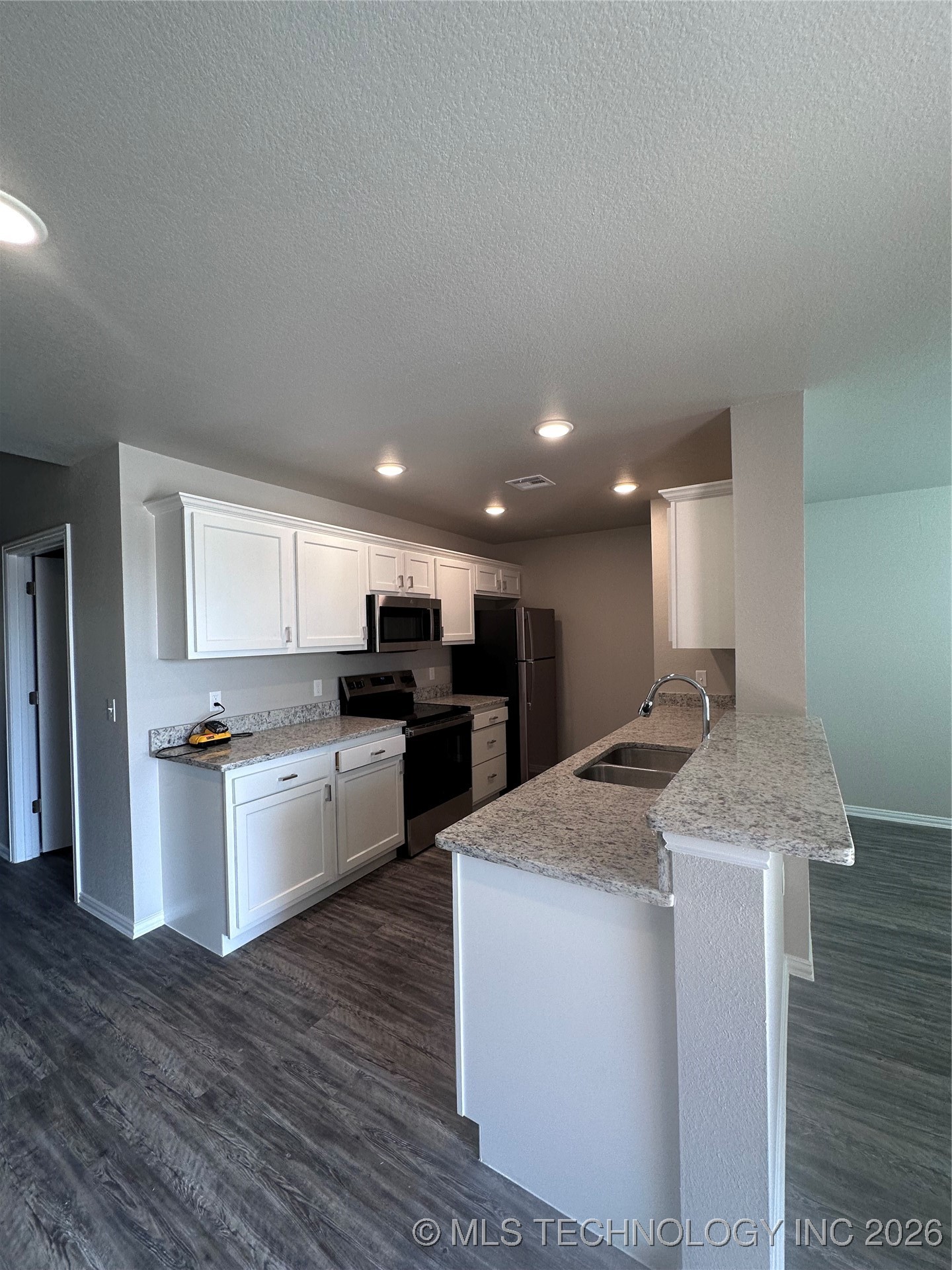 3324 Little John Property Photo 9