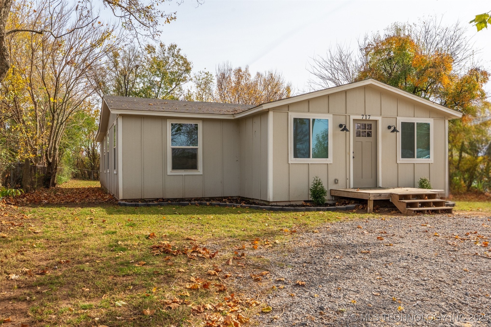 717 N Bristow Avenue Property Photo 1