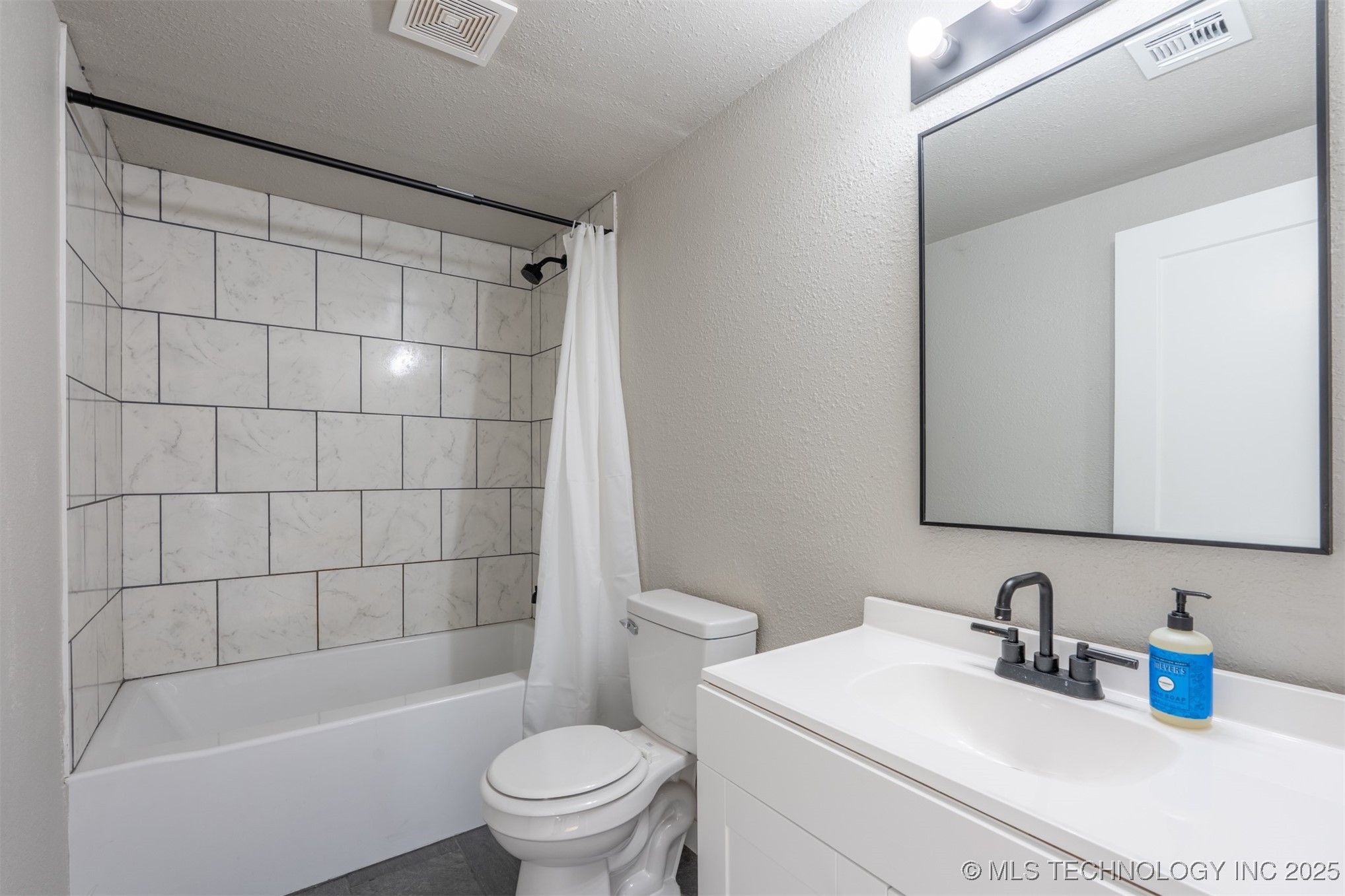 717 N Bristow Avenue Property Photo 11