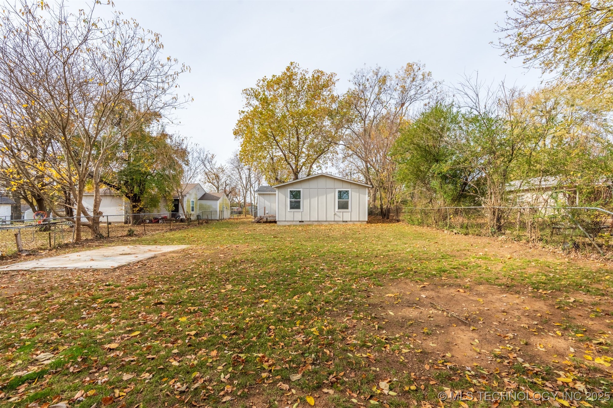 717 N Bristow Avenue Property Photo 16