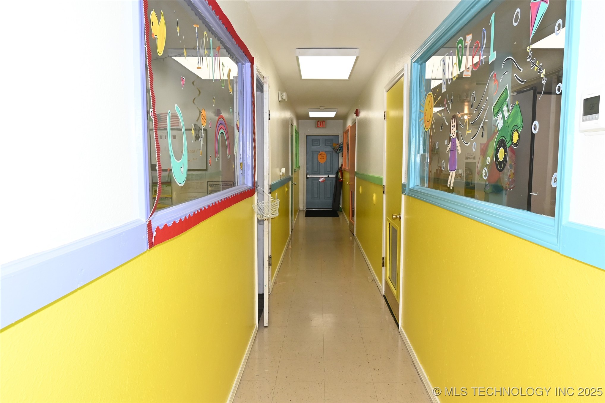 1104 Campbell Road E Property Photo 7