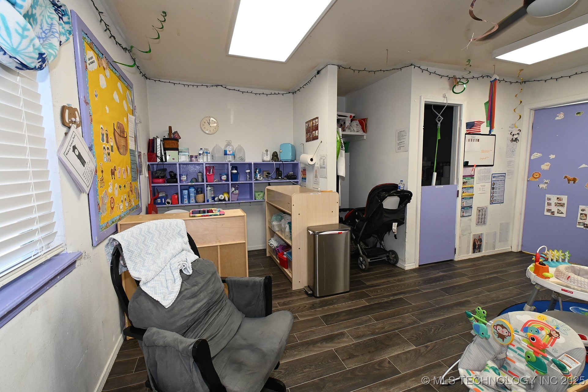 1104 Campbell Road E Property Photo 9