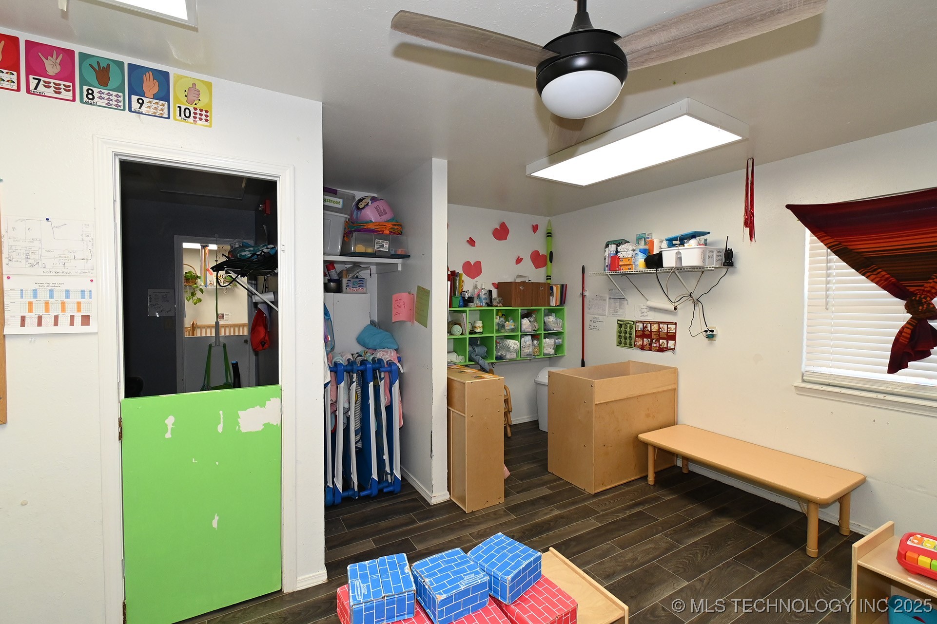 1104 Campbell Road E Property Photo 28