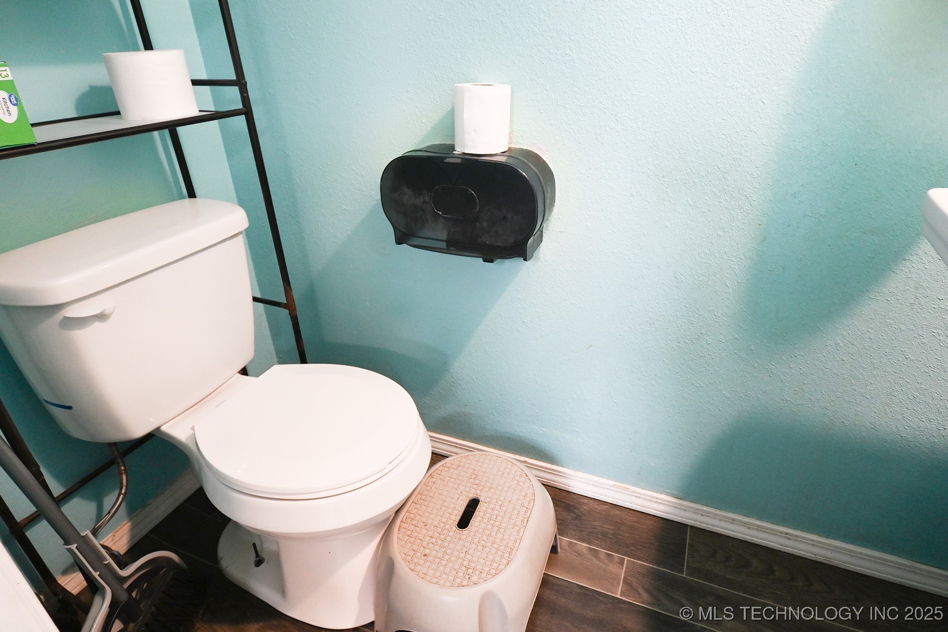 1104 Campbell Road E Property Photo 34