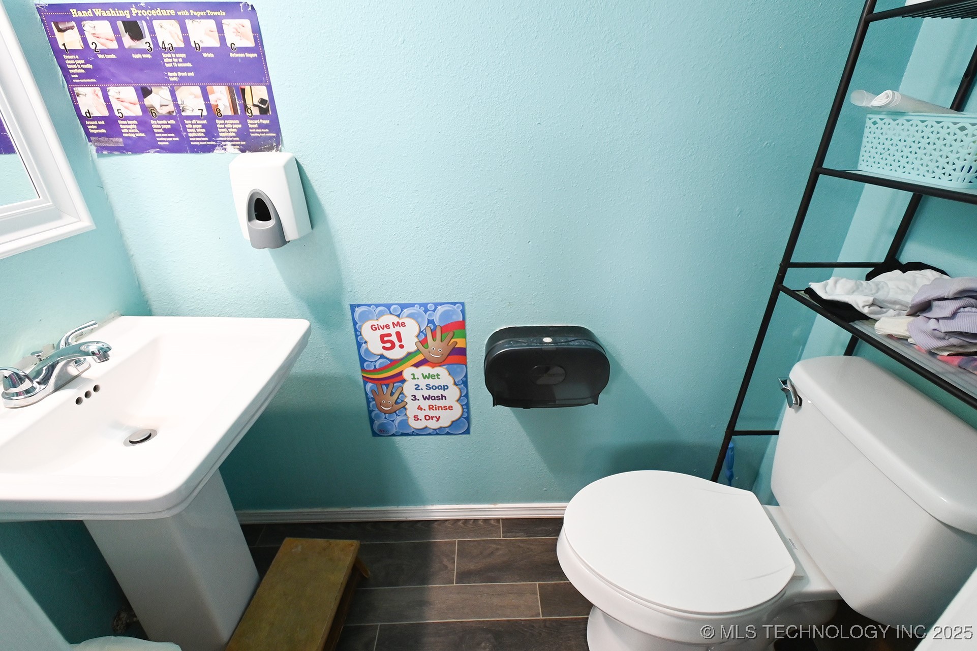 1104 Campbell Road E Property Photo 35