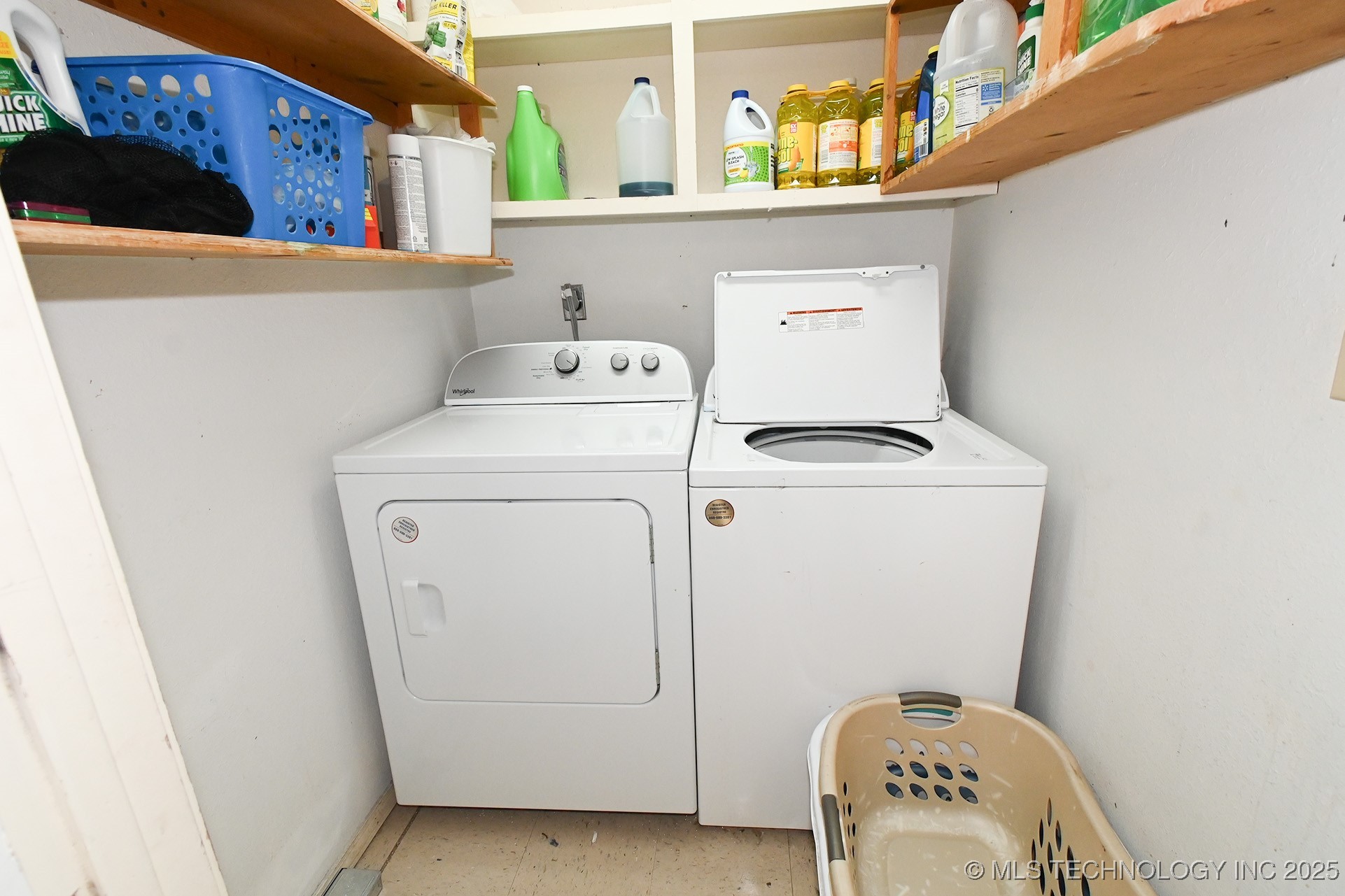 1104 Campbell Road E Property Photo 38