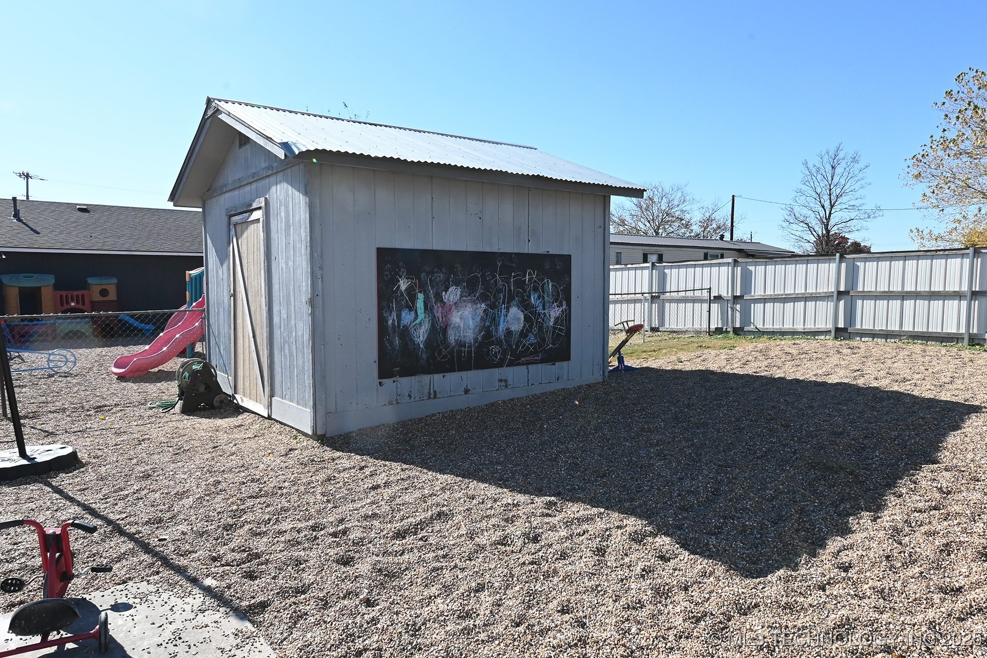 1104 Campbell Road E Property Photo 42