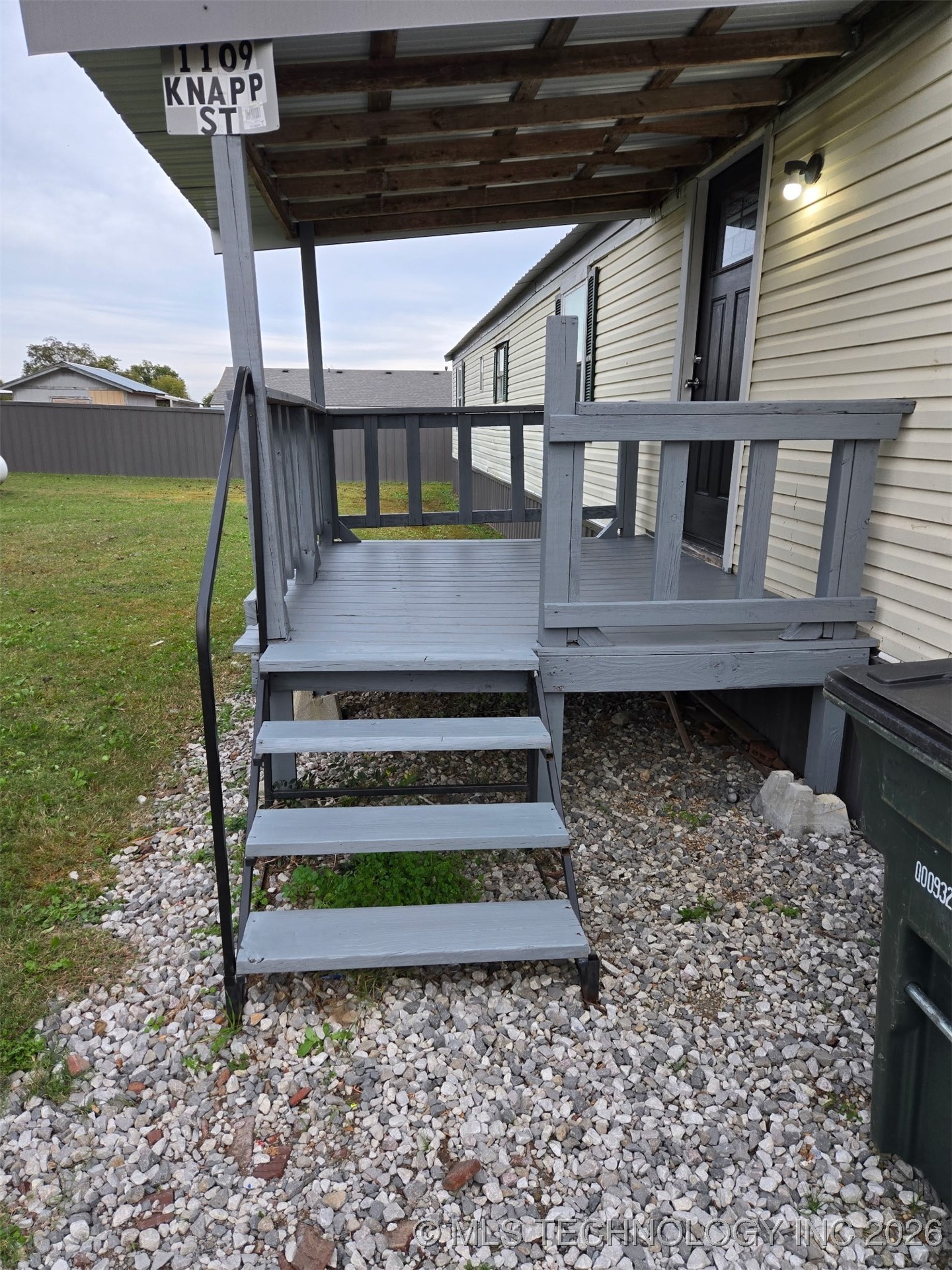 1104 Campbell Road E Property Photo 43