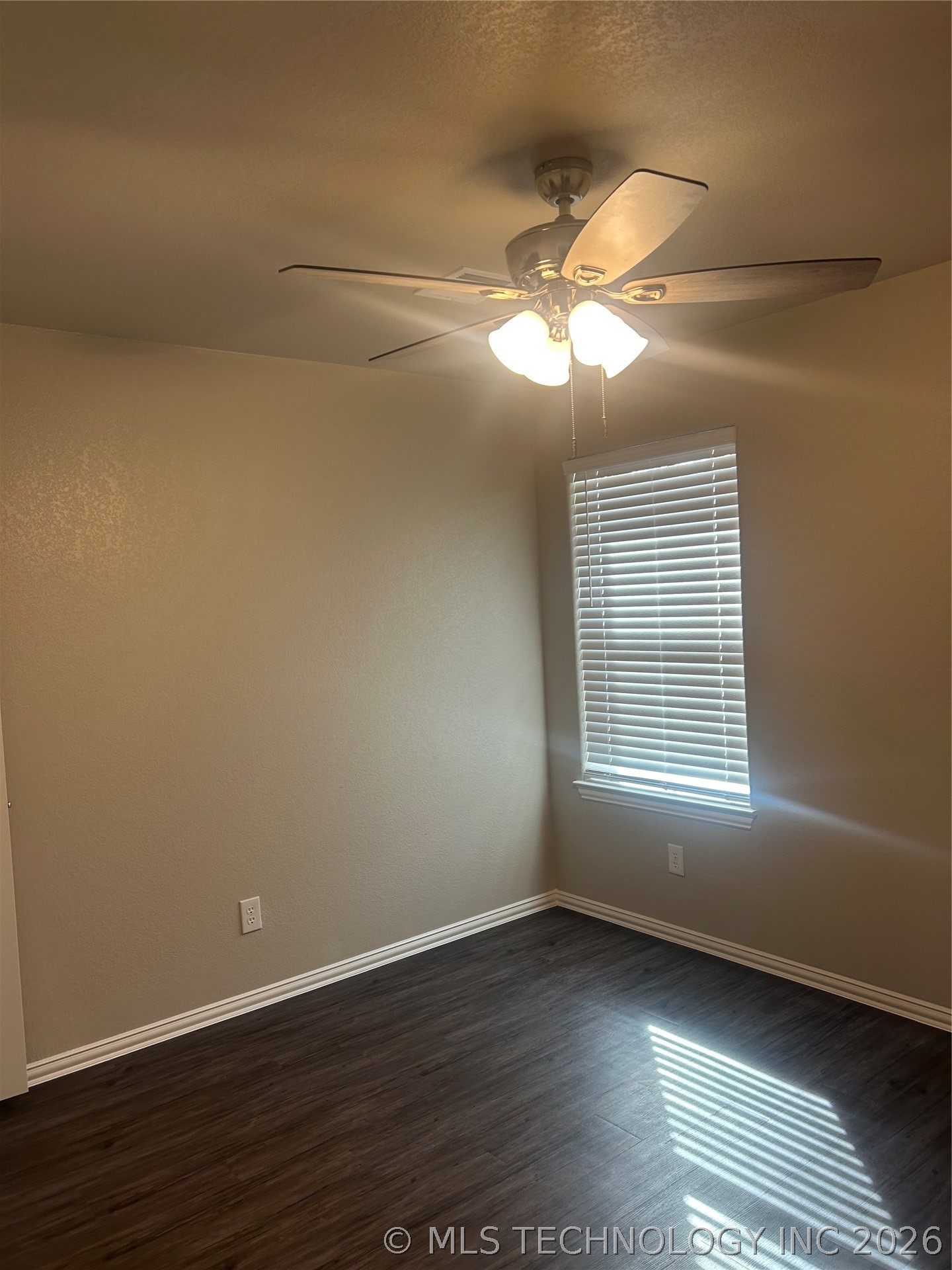 1211 Four Seasons Drive Property Photo 10