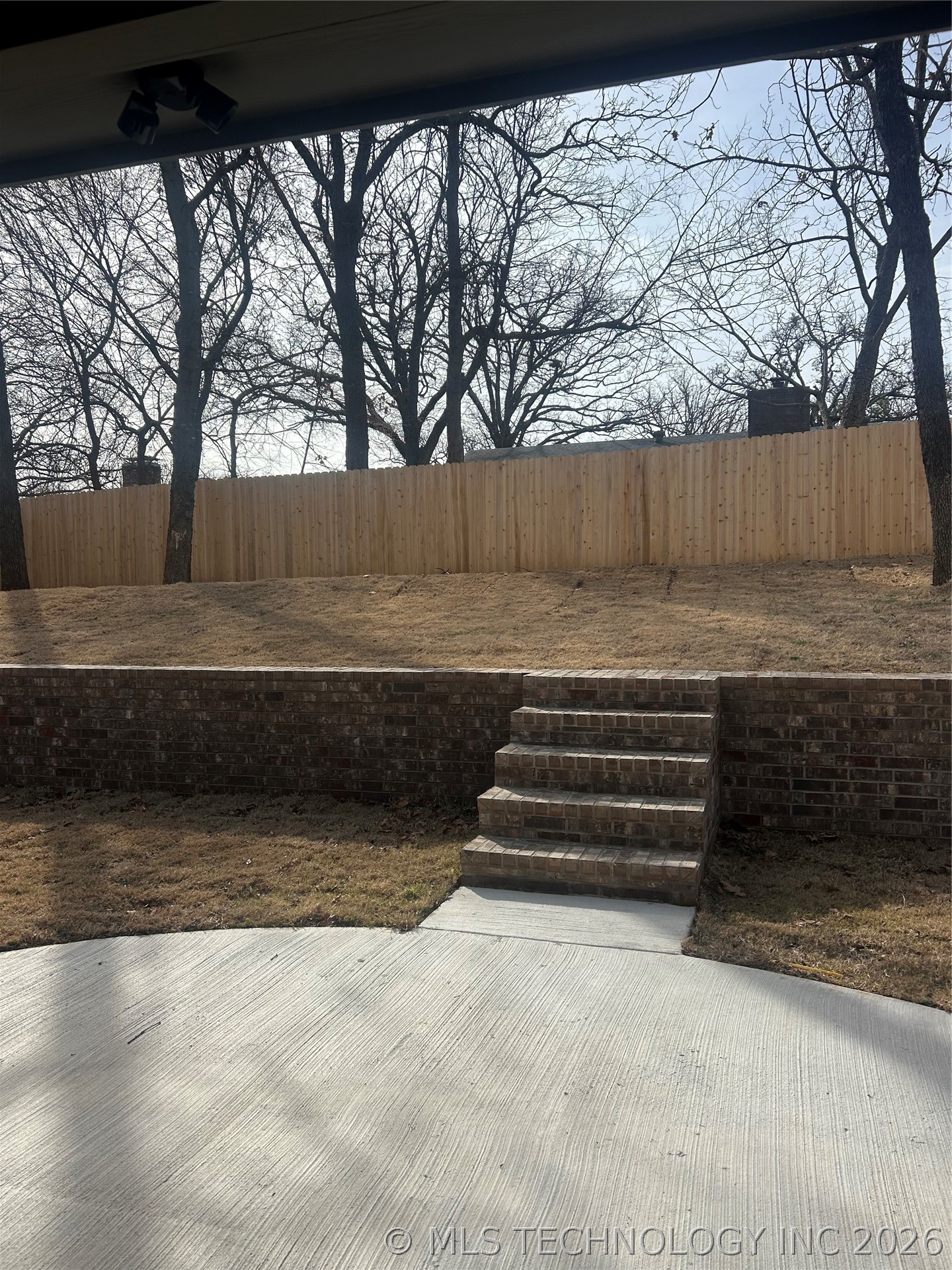 1211 Four Seasons Drive Property Photo 18