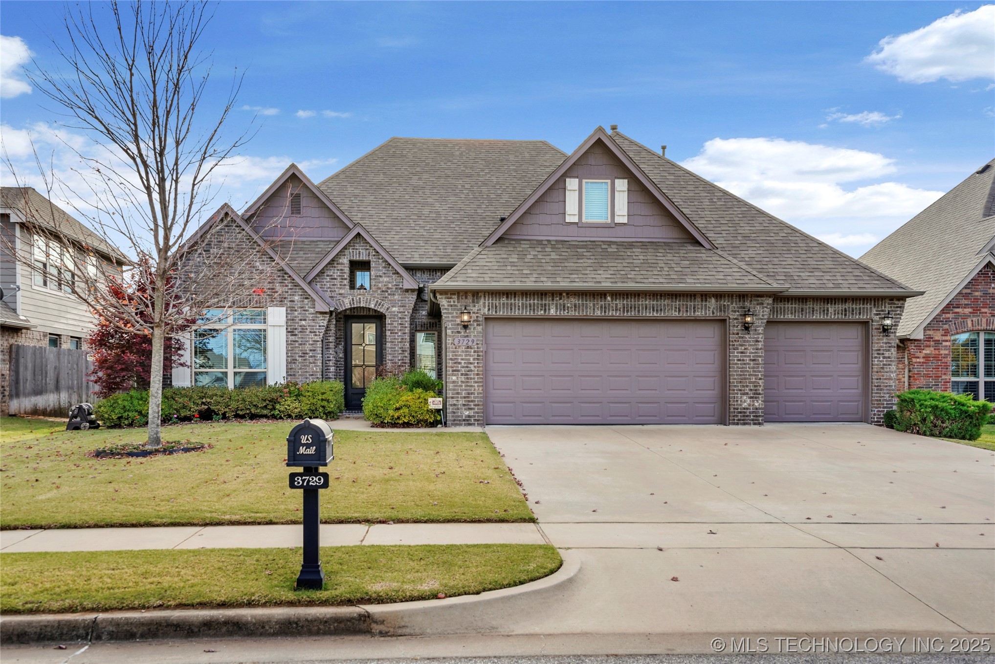 3729 S Elder Boulevard Property Photo 2