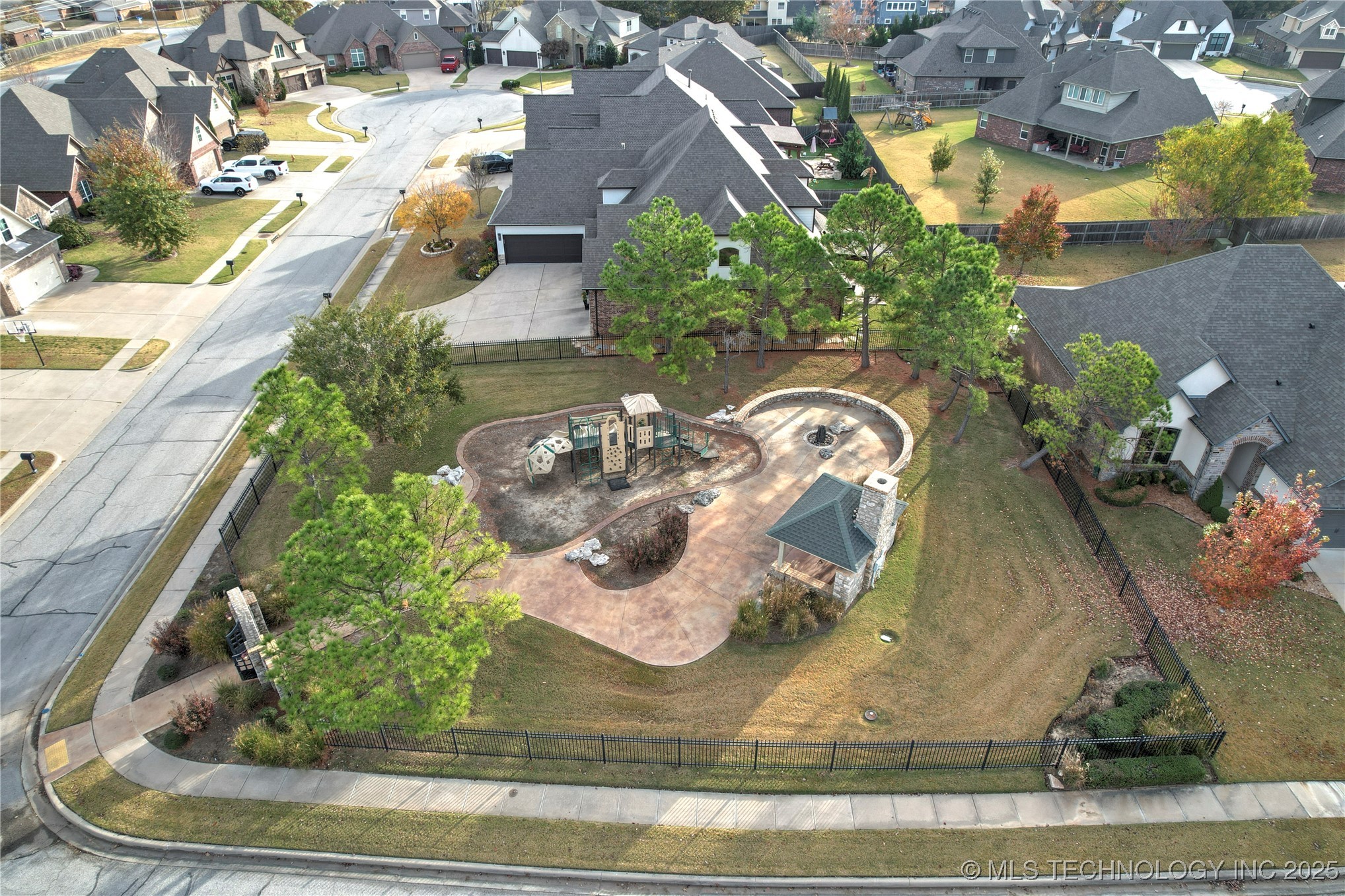 3729 S Elder Boulevard Property Photo 41