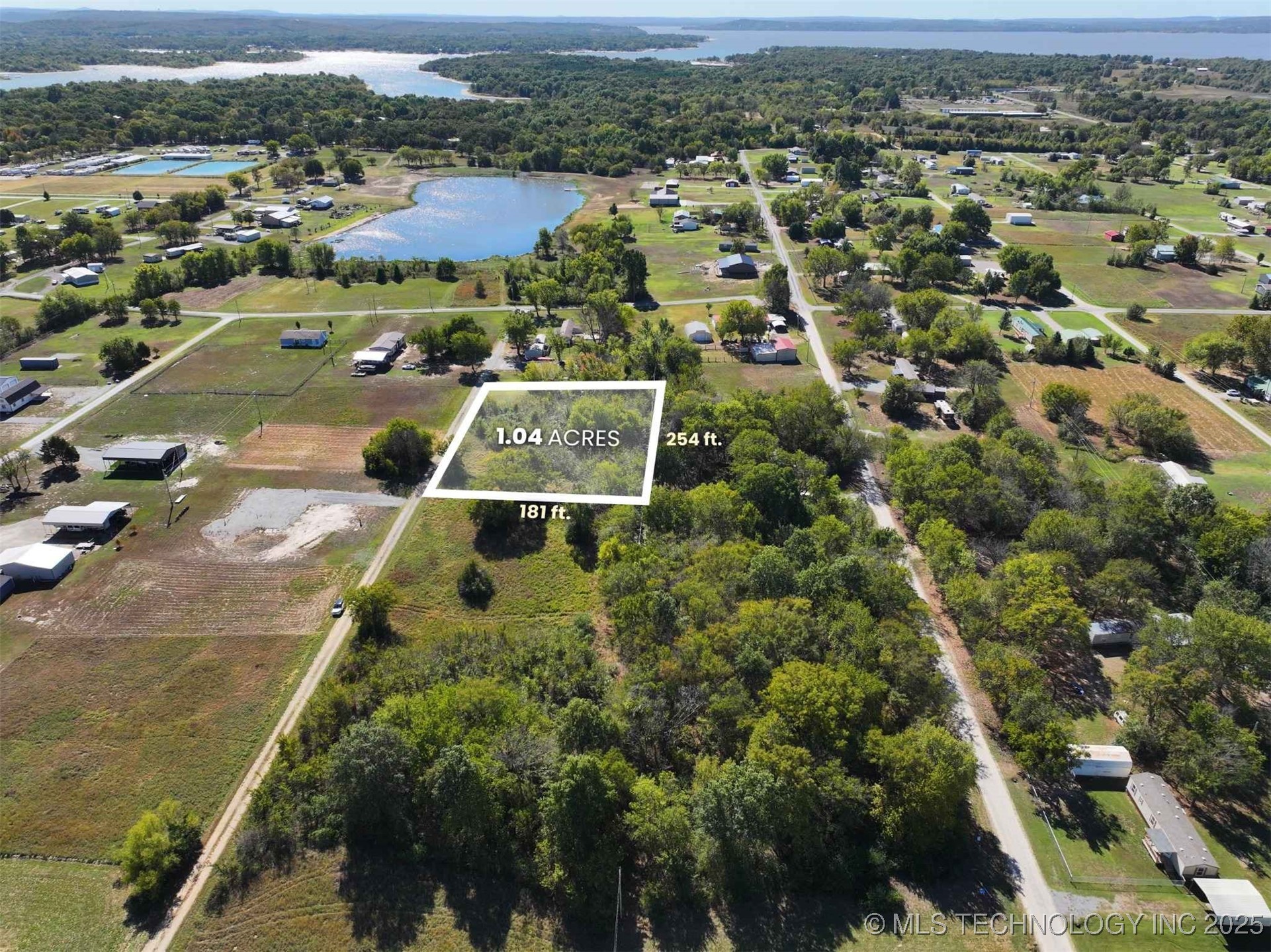 1920 Green Meadow Road Property Photo 1