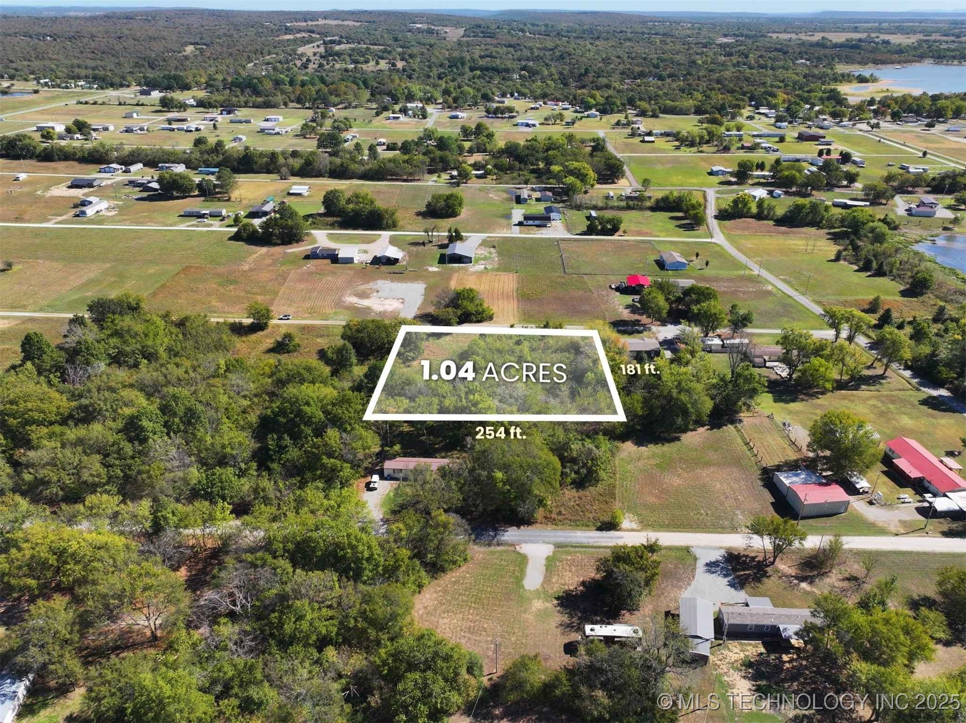 1920 Green Meadow Road Property Photo 4