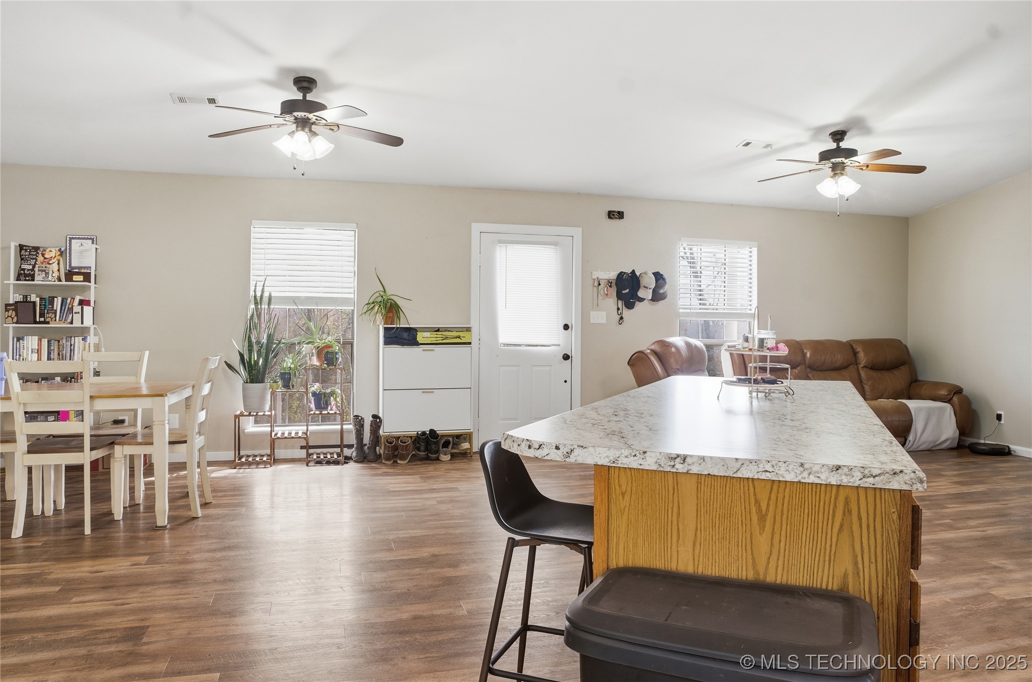 474677 E 611 Property Photo 15