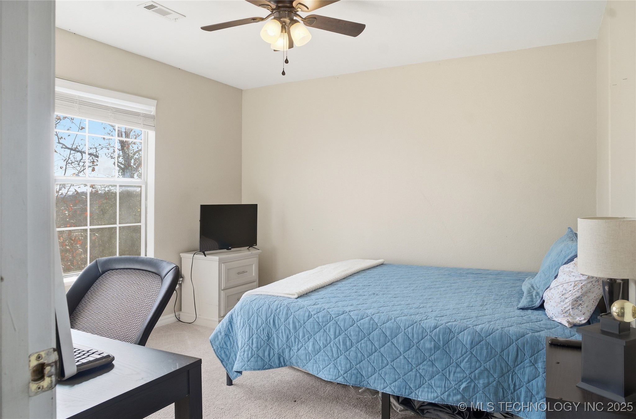 474677 E 611 Property Photo 25