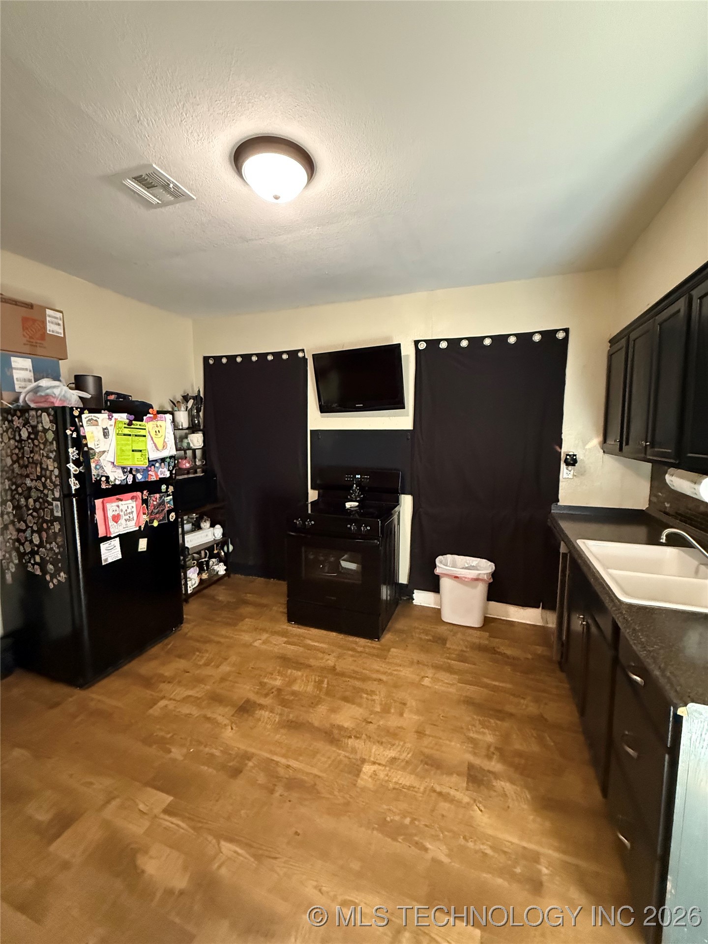 901 A Street Se Property Photo 6